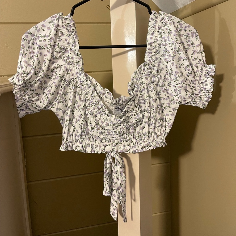 Princess Polly ‘Mirror Top’ Front Tie Crop Top - US 4